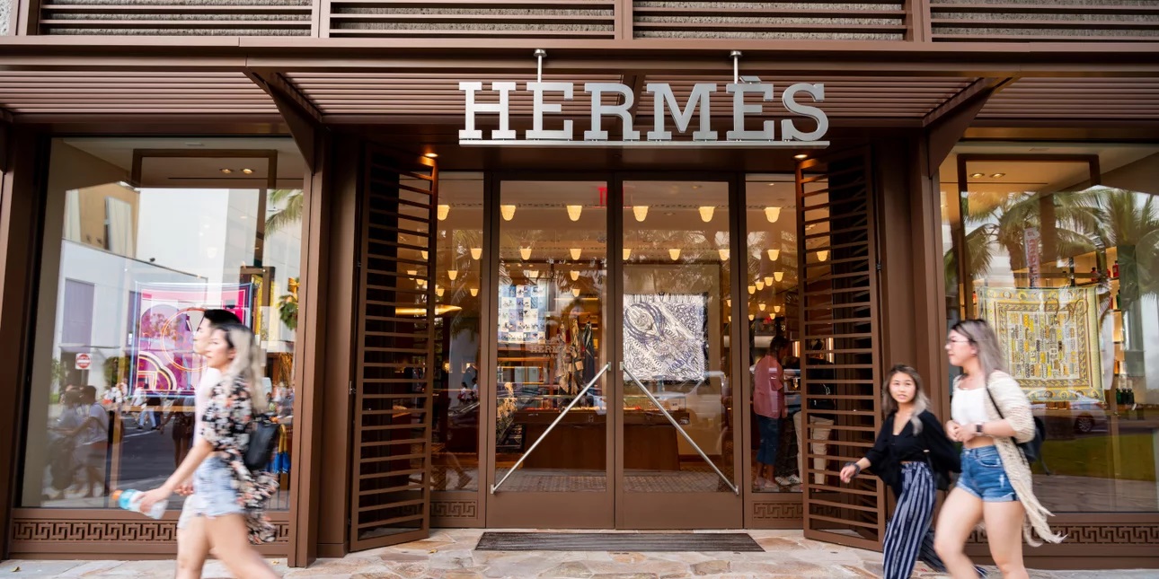 H Hermes «κλείνει την ψαλίδα» από τη Louis Vuitton -Έτος ορόσημο το 2027