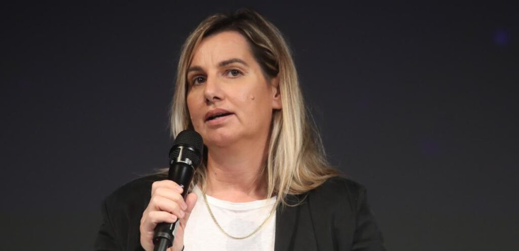 Σοφία Μπεκατώρου: Ελπίζω ότι ο ΣΥΡΙΖΑ θα κάνει την κίνηση που πρέπει στο θέμα Παπανώτα