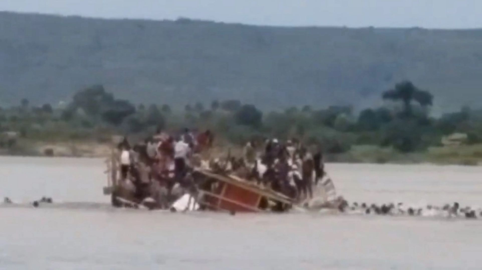 Αφρική: 58 νεκροί από ανατροπή σκάφους στο Μπανγκί