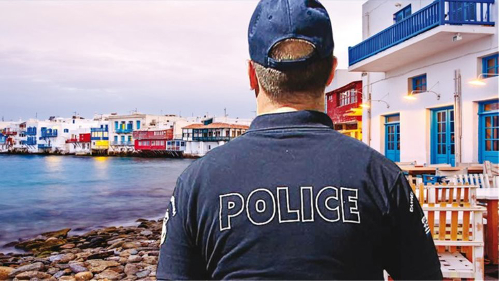 Ειδικές ομάδες θα ασχολούνται και με τις περιπτώσεις διαρρηκτών οικιών σε Μύκονο, Πάρο και Σαντορίνη. 