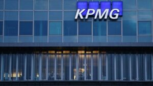 Ερευνα KPMG: Ψυχολογικά ασφαλείς στην εργασία τους αισθάνονται 3 στους 4 εργαζόμενους