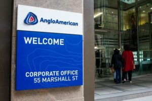 Ο κολοσσός της εξόρυξης Anglo American απέρριψε την πρόταση εξαγοράς από την BHP