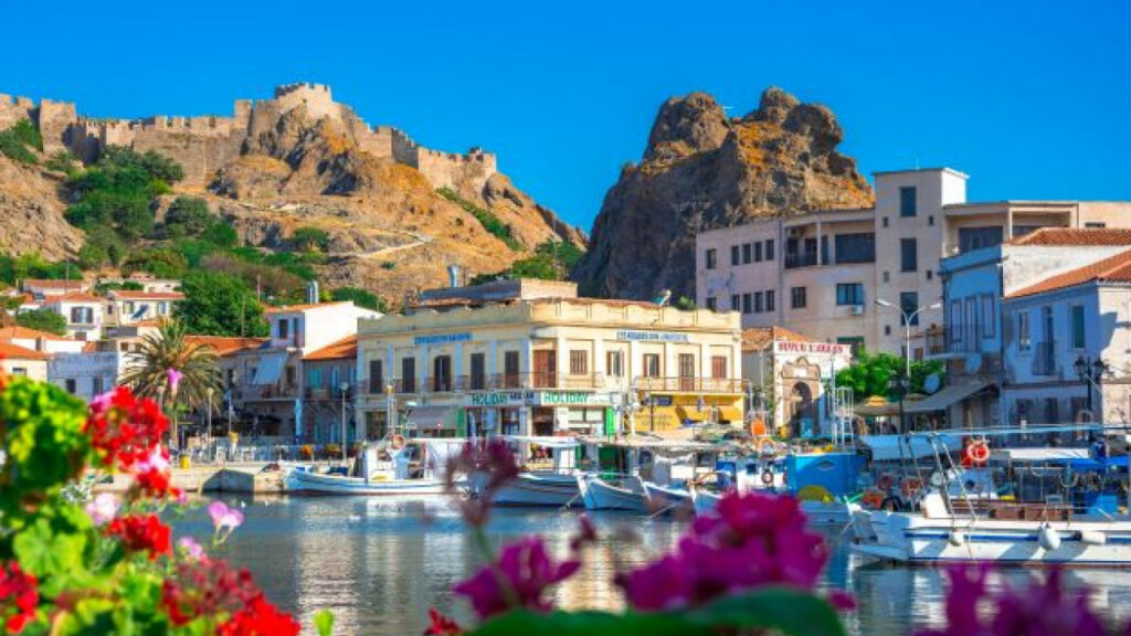 Σε πέντε ακόμα νησιά το πρόγραμμα βίζας - εξπρές για Τούρκους επισκέπτες