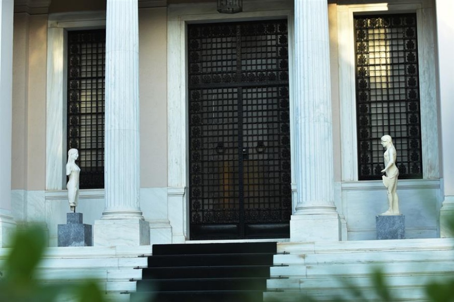 Κυβερνητικές πηγές σε Ανδρουλάκη: Τα debate γίνονται στη Βουλή - Ας κάνει με τον κ. Κασσελάκη για τη 2η θέση