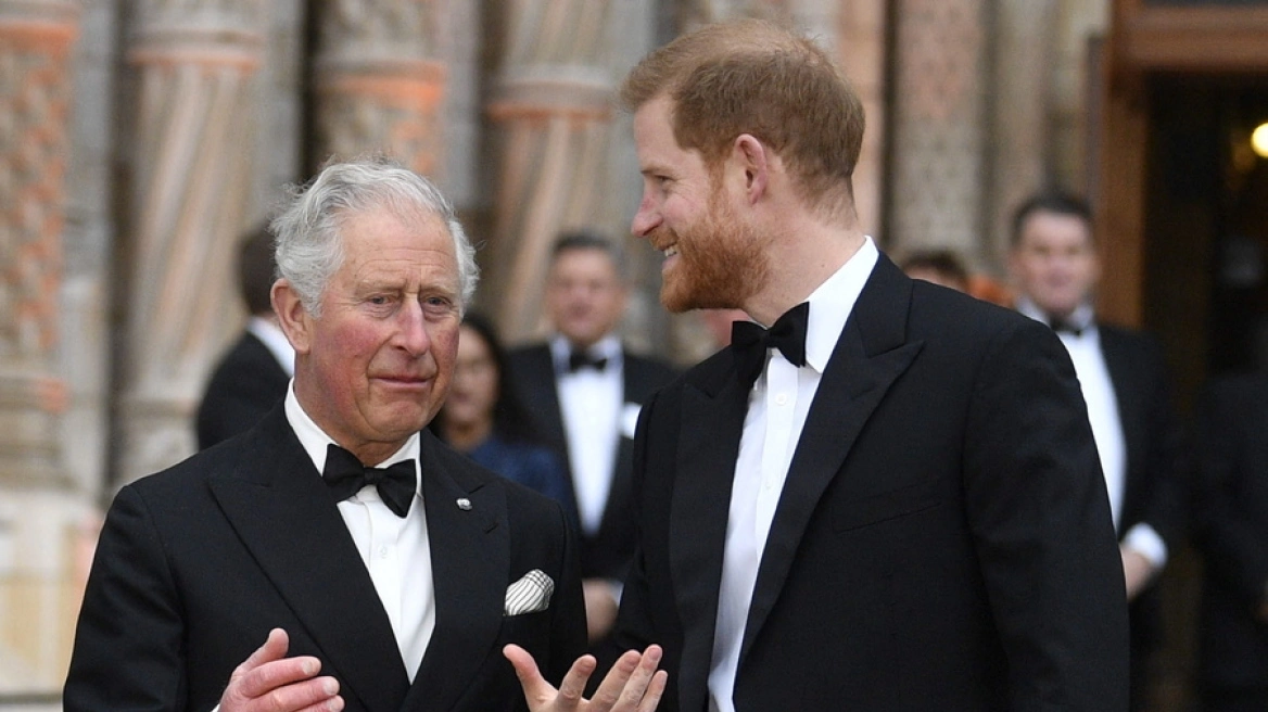 Πρίγκιπας Χάρι: Κοντά σε μια δεύτερη συνάντηση με τον Κάρολο μετά τα νέα για τον καρκίνο - Θα λείπει ο Ουίλιαμ