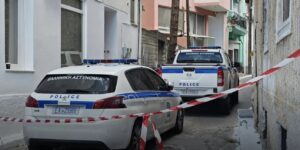 Προφυλακίστηκε η 49χρονη που σκότωσε τον πατέρα της στη Σάμο -«Δεν άντεχα την κακοποίηση επί χρόνια», είπε