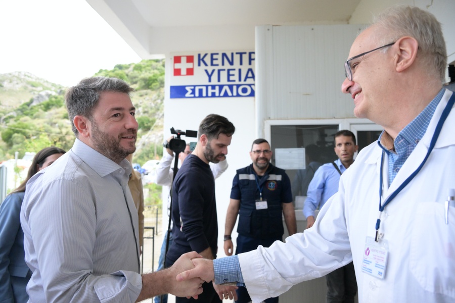 Νίκος Ανδρουλάκης: Η κατάσταση στο ΕΣΥ είναι εκτός ελέγχου και η κυβέρνηση επιστρατεύει «μπαλώματα»
