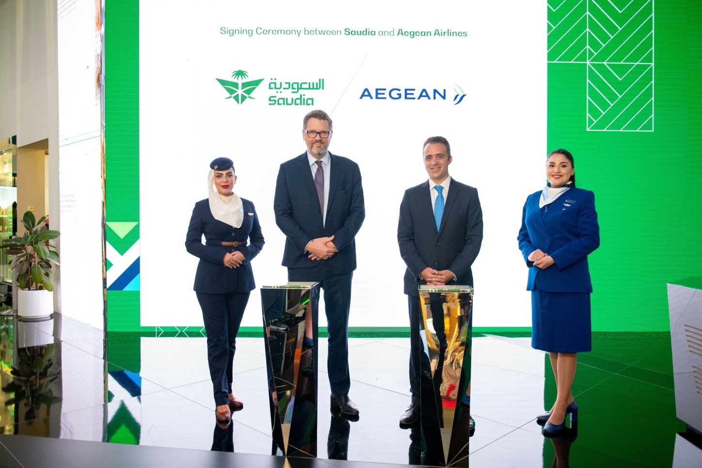 AEGEAN και Saudia ανακοίνωσαν τη συνεργασία τους για πτήσεις από και προς Αθήνα, Τζέντα και Ριάντ