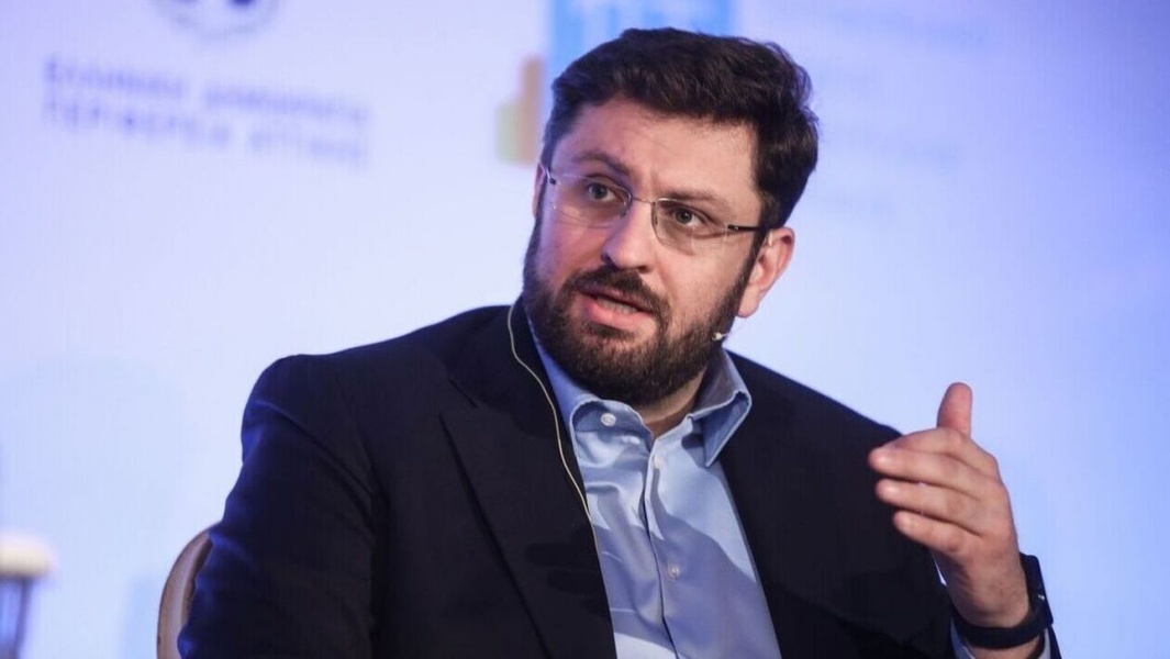 Αιχμές Κώστα Ζαχαριάδη: Ο Σπηλιωτόπουλος δεν έχει θεσμικό ρόλο, δεν είναι στέλεχος του ΣΥΡΙΖΑ