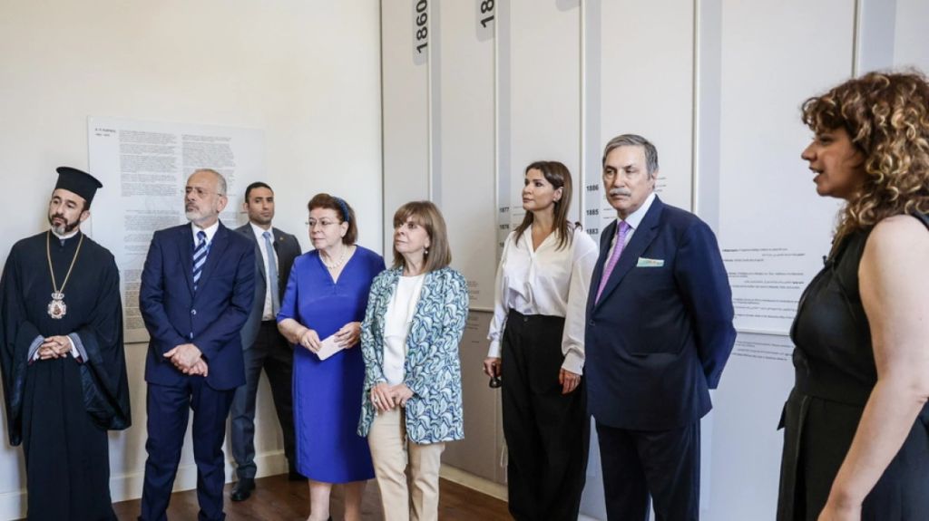 Η Κατερίνα Σακελλαροπούλου εγκαινίασε την Οικία Καβάφη στην Αλεξάνδρεια - Δείτε φωτογραφίες