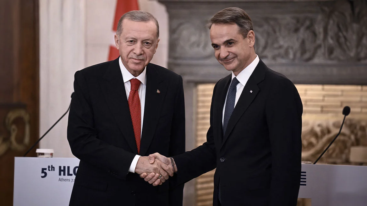 Bloomberg: Προσέγγιση Μητσοτάκη - Ερντογάν με την Κύπρο διαιρεμένη