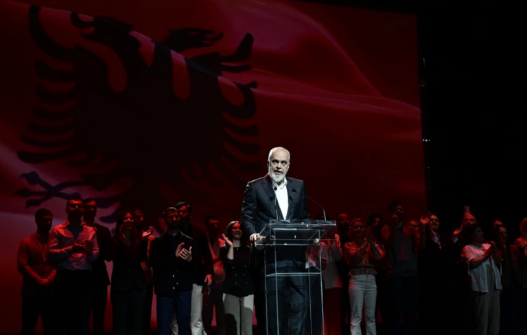 Εθνικιστικές φαντασιώσεις Ράμα: «Η Μπουμπουλίνα προέρχεται από οικογένεια που μιλούσε αλβανικά»!
