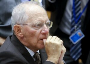 Γερμανία: Άγνωστος έσκαψε τρύπα βάθους 1,2 μέτρων στον τάφο του Σόιμπλε