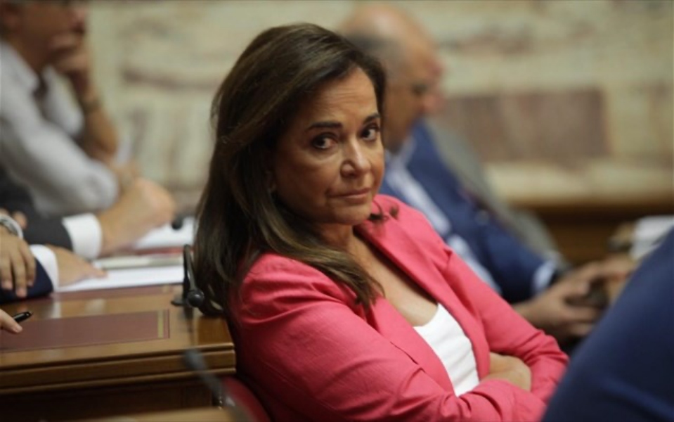 Ντόρα Μπακογιάννη: Το 2020 βρεθήκαμε με το δάχτυλο στη σκανδάλη με την Τουρκία