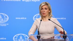 Μαρία Ζαχάροβα: Η επίσκεψη Μπλίνκεν στο Κίεβο δείχνει την ανησυχία των ΗΠΑ για τις εξελίξεις στο μέτωπο