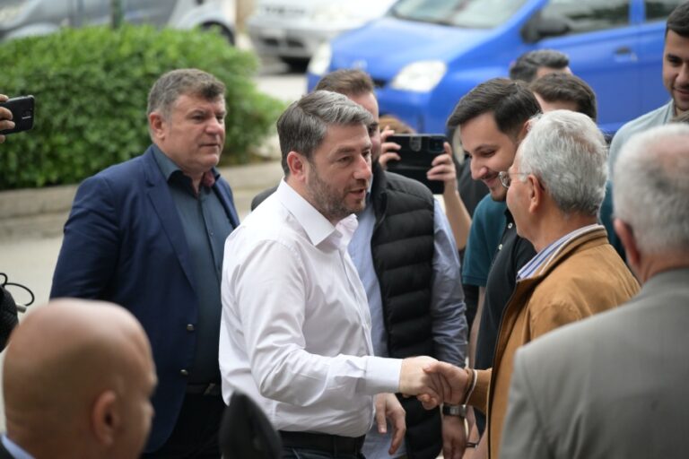 Νίκος Ανδρουλάκης: Η Δημοκρατική Παράταξη μπορεί να ανοίξει την πόρτα εξόδου της ΝΔ