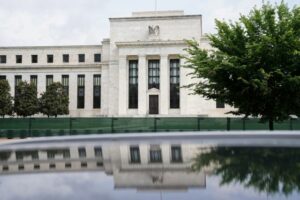 Fed: Η αγορά «βλέπει» μείωση επιτοκίων τον Σεπτέμβριο- Διαφωνούν οι οικονομολόγοι