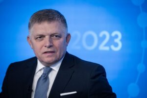 Απόπειρα δολοφονίας Φίτσο: Εκτός κινδύνου πλέον ο Σλοβάκος πρωθυπουργός