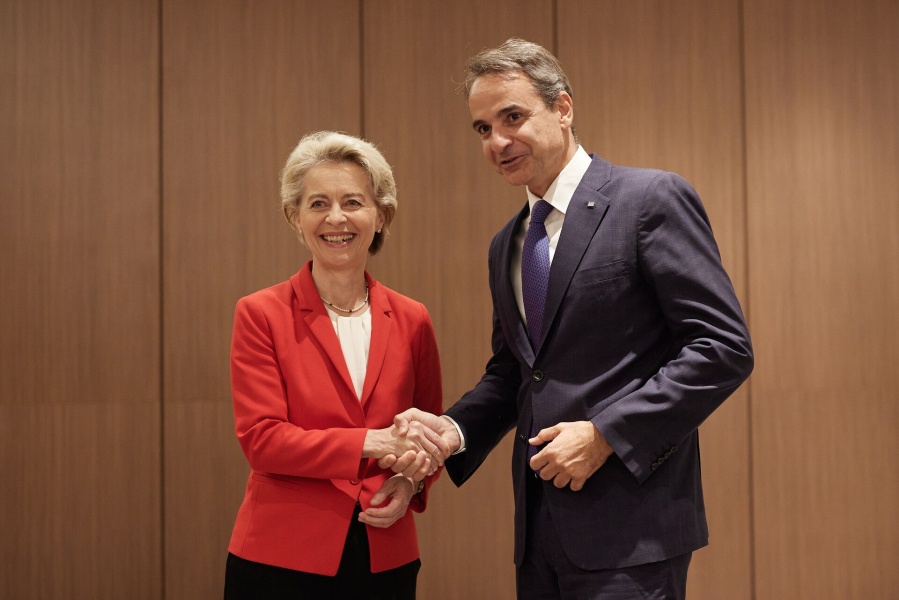 Επιστολή Μητσοτάκη στην Φον ντερ Λάιεν για τις πολυεθνικές: Οι 4 προτάσεις για την ακρίβεια