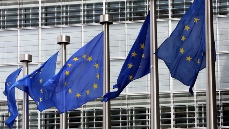 ΕΕ: Χαιρετίζει την επιστολή Μητσοτάκη για τις τιμές στα προϊόντα