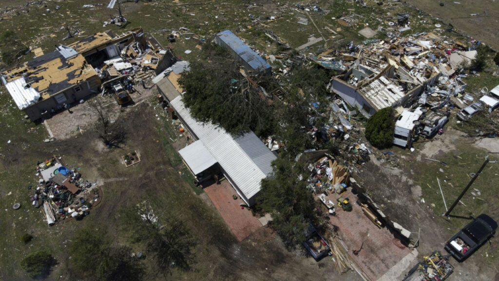 ΗΠΑ: Τουλάχιστον 14 νεκροί σε καταιγίδες σε Τέξας, Αρκάνσας, Οκλαχόμα και Κεντάκι