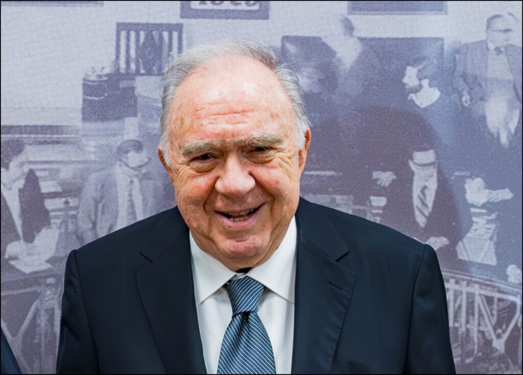 ΧΑΣΟΣΚΟΠΟΣ: Το μεγάλο κόλπο του Σωκράτη Κόκκαλη – Μπίζνες σε Μύκονο, Μαρούσι, Ψυχικό και τώρα…