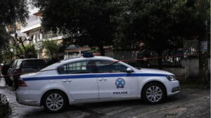 Παρουσία Εισαγγελέα στο σημείο ο 57χρονος γιος - Τι λένε οι γείτονες