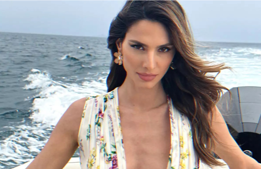 Ηλιάνα Παπαγεωργίου: Από την Ίμπιζα, στην Ρώμη και την Τοσκάνη – Το μαγικό καλοκαίρι της ξεκίνησε