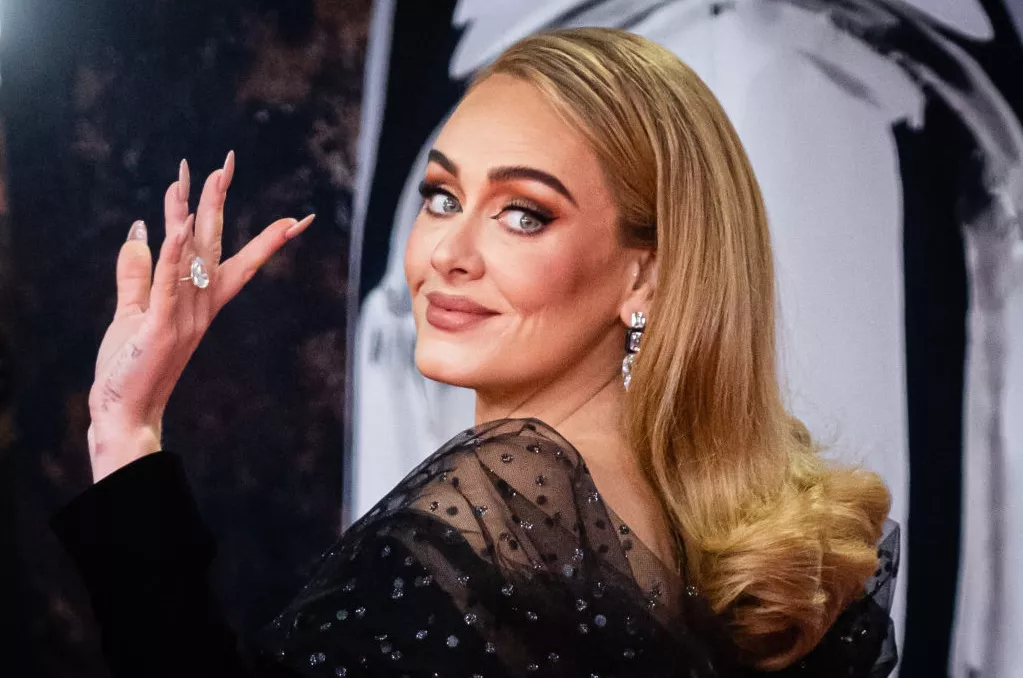 Adele: Έξαλλη με ομοφοβικό θεατή - Αν δεν έχεις τίποτα καλό να πεις, σκάσε - Δείτε βίντεο