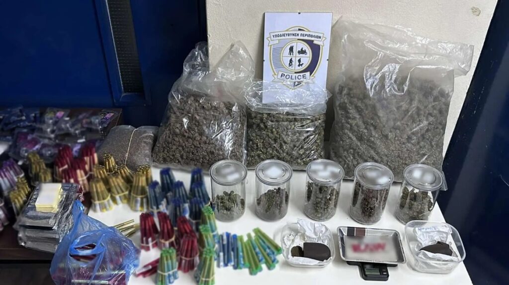 Εντοπίστηκαν και κατασχέθηκαν 11 κιλά κάνναβης σε κατάστημα στον Άγιο Παντελεήμονα