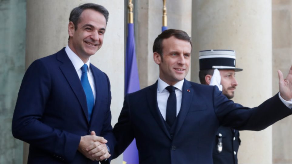 240606072729_mitsotakis-macron-exo
