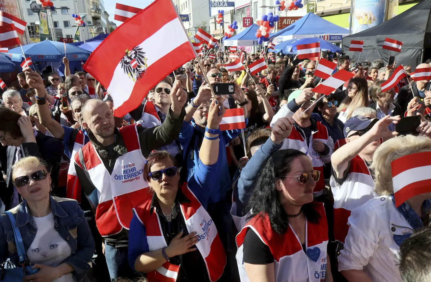 Ευρωεκλογές 2024 – Αυστρία: Έτοιμη για ιστορική νίκη η ακροδεξιά