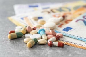 Εκτινάχθηκαν πάνω από το 1 δισ. τα χρέη του Δημοσίου προς τις φαρμακευτικές εταιρείες