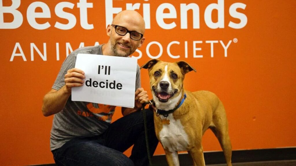 Moby: Δουλειά μου είναι τα δικαιώματα των ζώων, όχι η μουσική