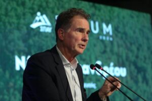 Θέμα ηγεσίας στο ΠΑΣΟΚ θέτει και ο Νίκος Παπανδρέου: Ο λόγος άμεσα στους φίλους και στα μέλη για Αλλαγή