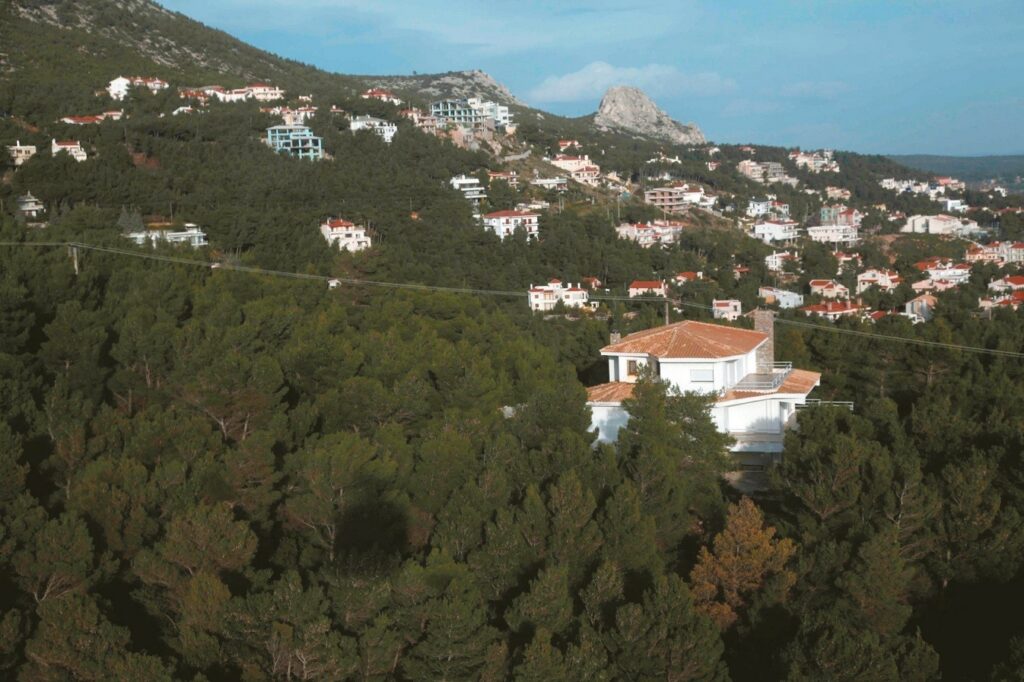 Καταπατημένα ακίνητα Δημοσίου: Πώς θα εξαγοράζονται – Όλες οι αλλαγές