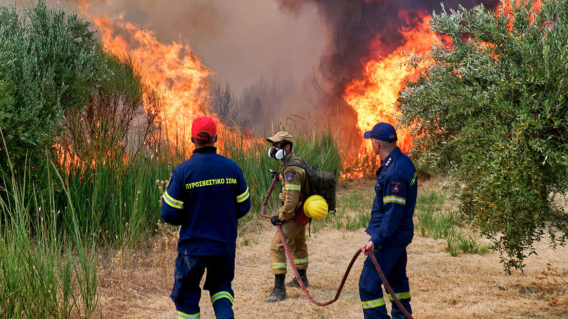 Φωτιές: Ντόμινο πυρκαγιών στη χώρα