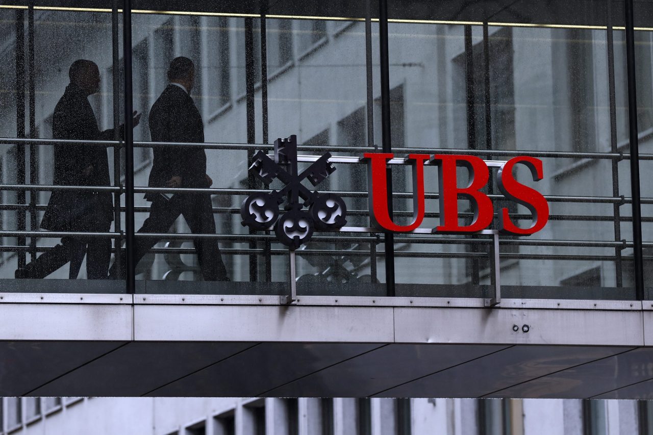UBS: Εξαγοράζει κεφάλαια που συνδέονται με την κατάρρευση της Greensill