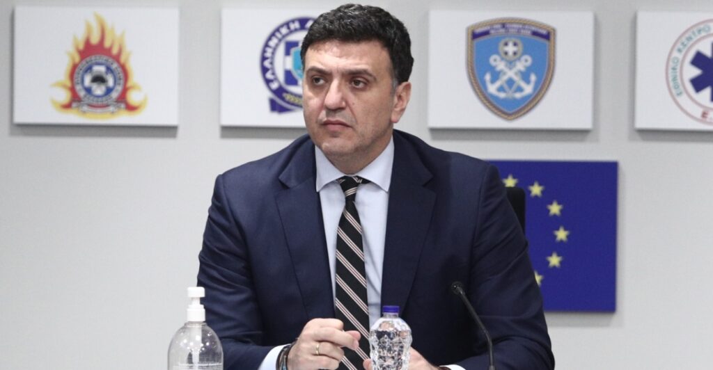 Χωρίς ενεργό μέτωπο είναι η φωτιά στην Πάρνηθα