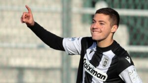 Τζίμας: Πήρε πρωτάθλημα και απολυτήριο λυκείου και ετοιμάζεται να δοθεί δανεικός από τον ΠΑΟΚ στη Νυρεμβέργη