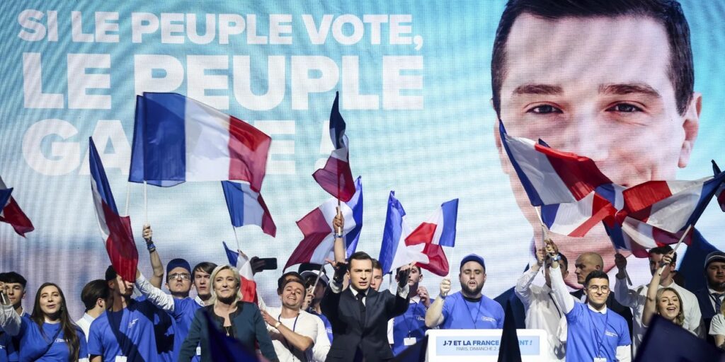 Economist: Επικίνδυνες οι οικονομικές ατζέντες της ακροδεξιάς και της αριστεράς στη Γαλλία-Τρομάζουν τις αγορές