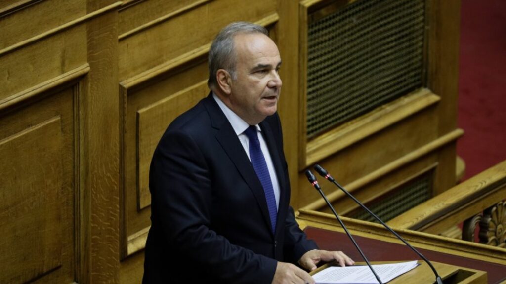 Νίκος Παπαθανάσης : Έρχεται τον Ιούλιο νέο voucher για γρήγορο ίντερνετ στα σπίτια