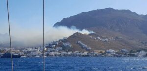 Φωτιά στη Σέριφο