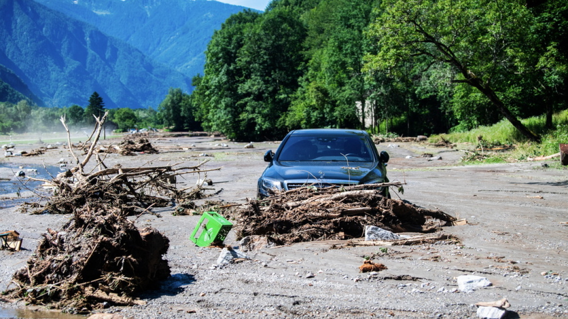 Ελβετία: Αγνοούμενοι έπειτα από καταρρακτώδεις βροχές