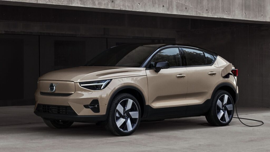 Volvo EC40 Recharge Twin: SUV με coupe σιλουέτα