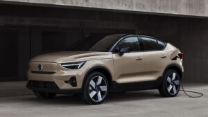 Volvo EC40 Recharge Twin: SUV με coupe σιλουέτα