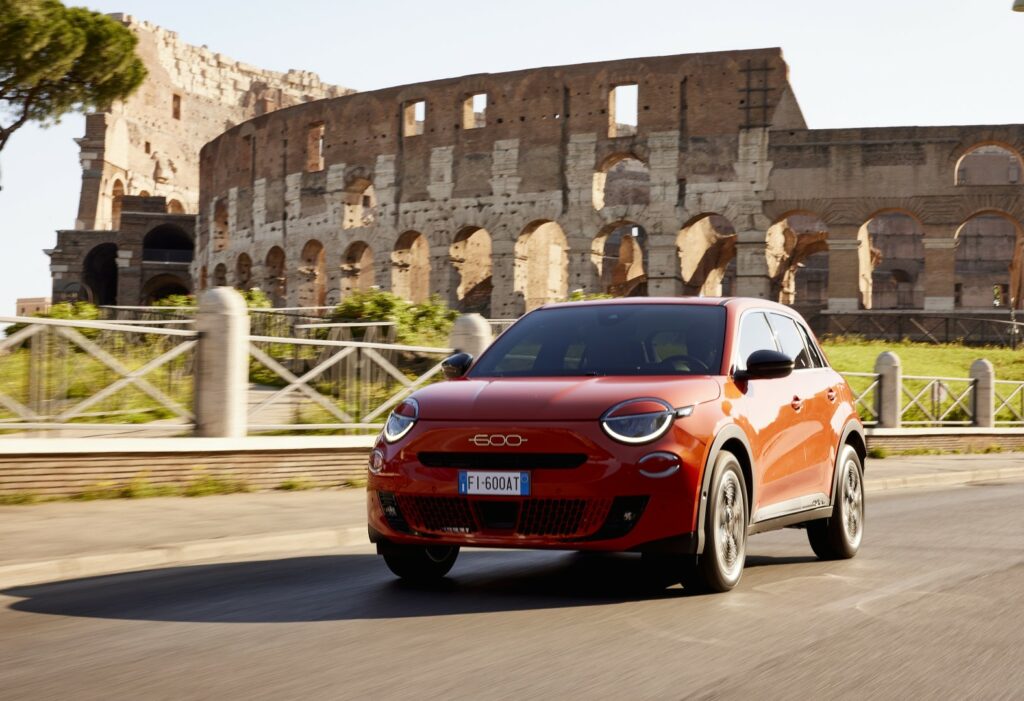 Fiat 600: Η επιστροφή των Ιταλών είναι εμφατική