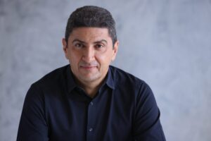 Ο Λευτέρης Αυγενάκης πάει για διαγραφή, αναμένεται η απόφαση Μητσοτάκη