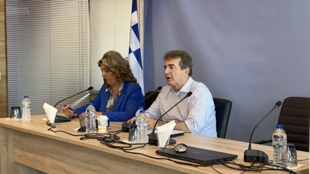 Χρυσοχοΐδης: Ανακοίνωσε τη δημιουργία σχολής Αστυφυλάκων στην Καστοριά