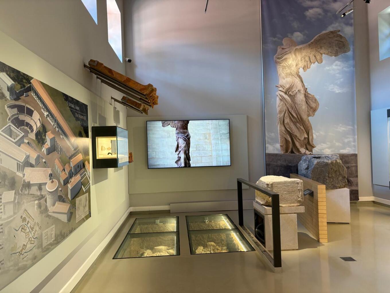 Υπουργείο Πολιτισμού: Εγκαινιάστηκε το αποκατεστημένο Αρχαιολογικό Μουσείο στη Σαμοθράκη - Δείτε φωτογραφίες
